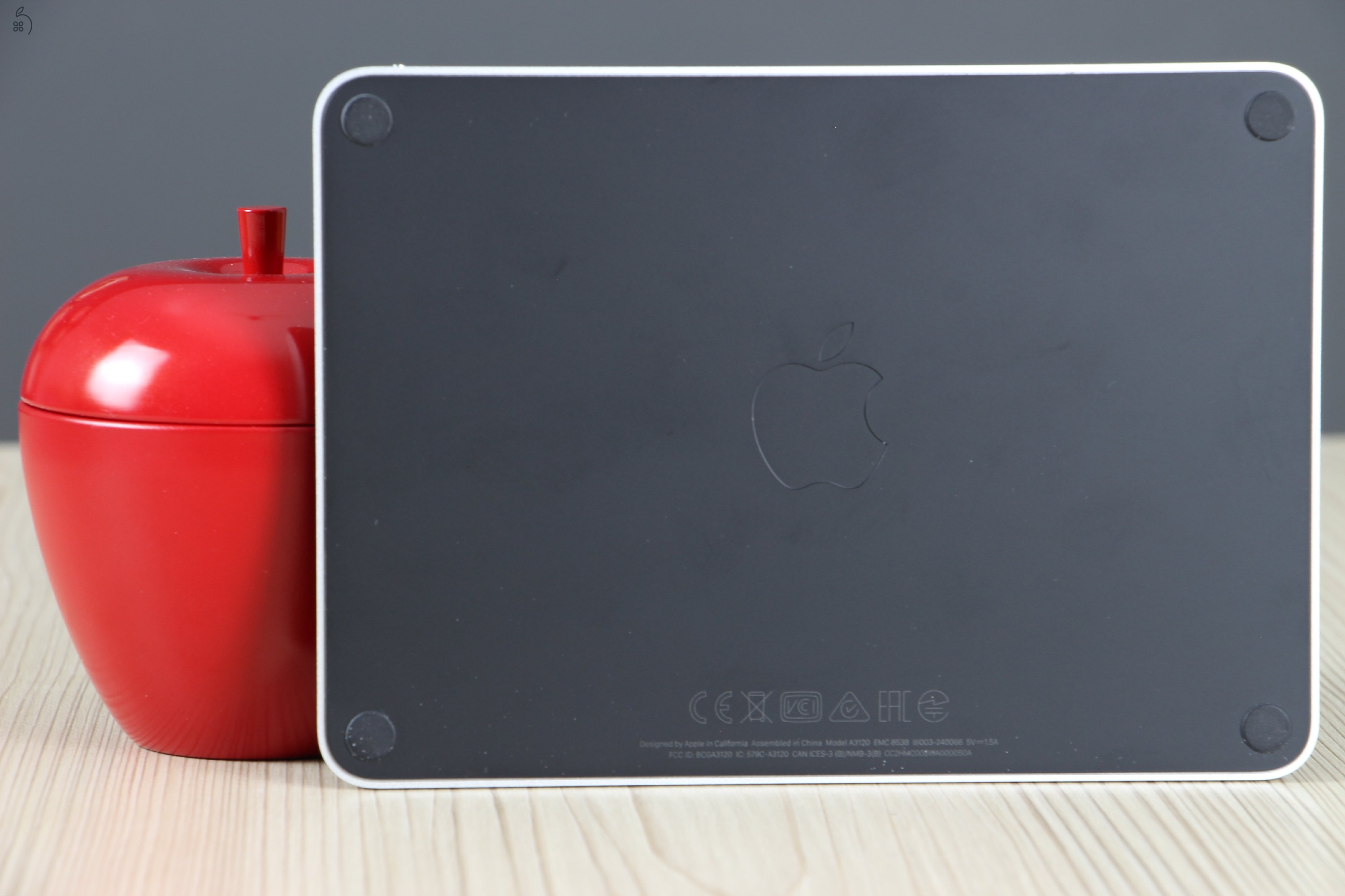 Újszerű Apple Magic Trackpad USB-C Black A+ US-7917