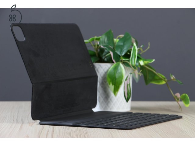 Apple Magic Keyboard Folio iPad Pro / Air 11” – praktikus, gyári billentyűzet tok kedvező áron