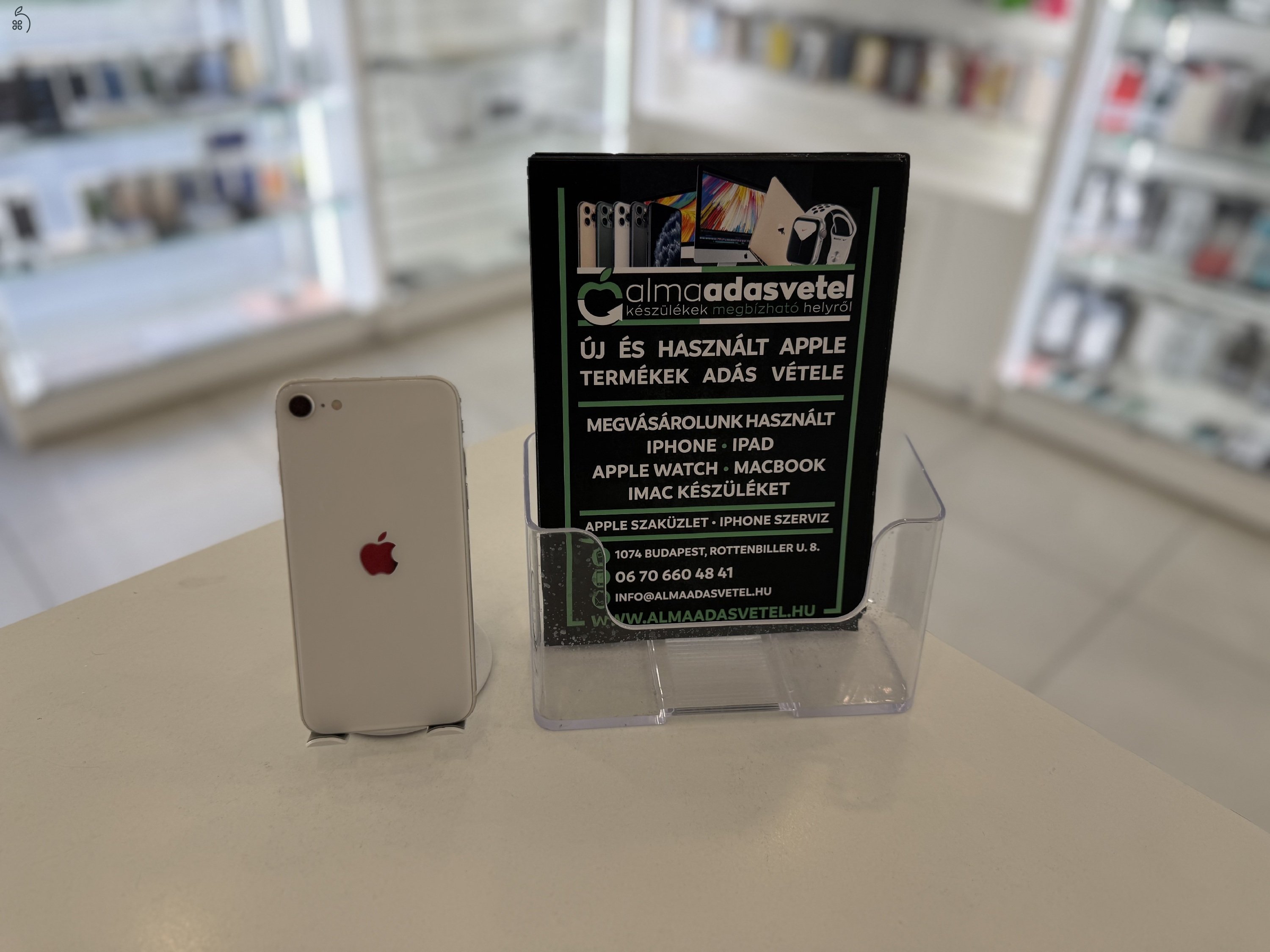 iPhone SE 2022 3Gen. 64GB Független/1-3 hónap gar./Akku 100%/p4833