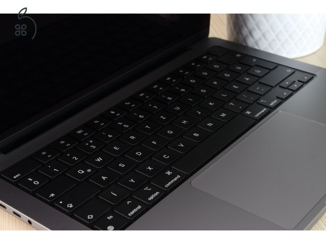 Újszerű Apple Macbook Pro 14