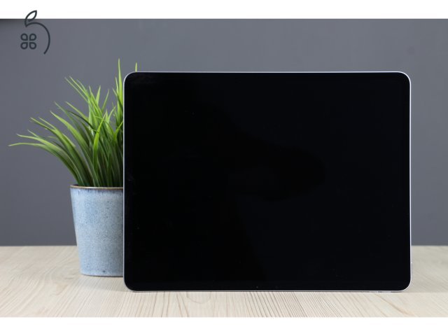 Újszerű Apple iPad Air 13