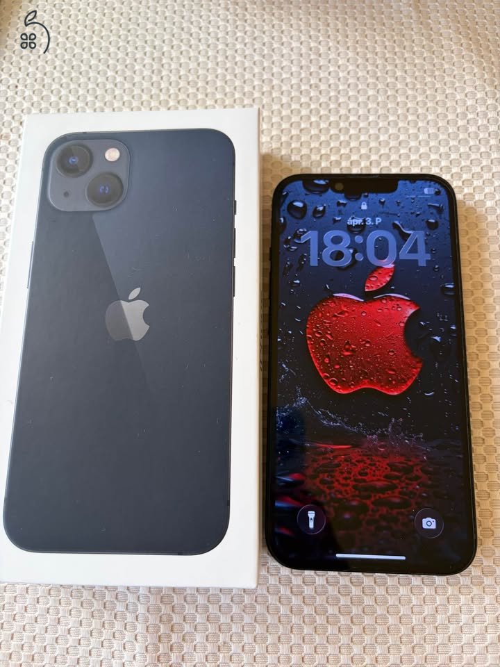 Apple Iphone 13 128GB éjfekete
