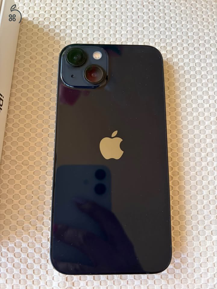 Apple Iphone 13 128GB éjfekete