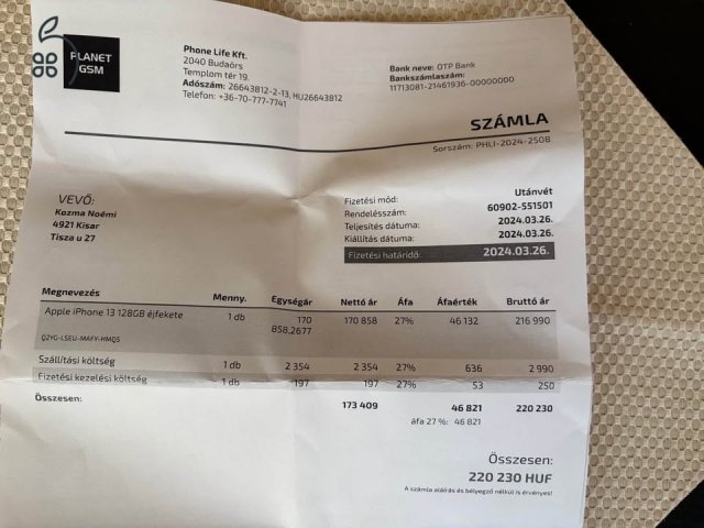 Apple Iphone 13 128GB éjfekete