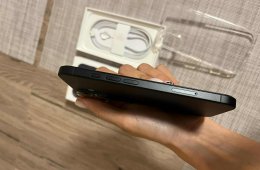 Eladó Iphone 16 128 GB