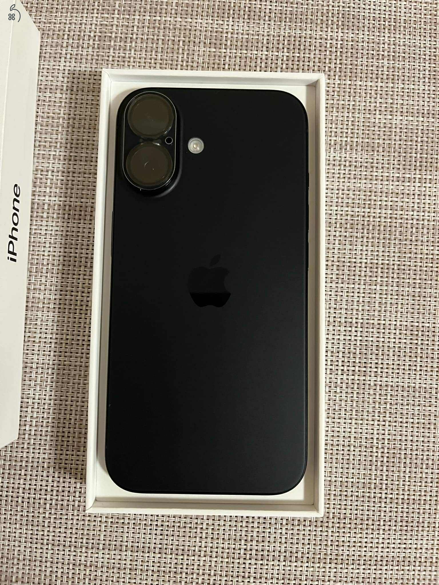 Eladó Iphone 16 128 GB