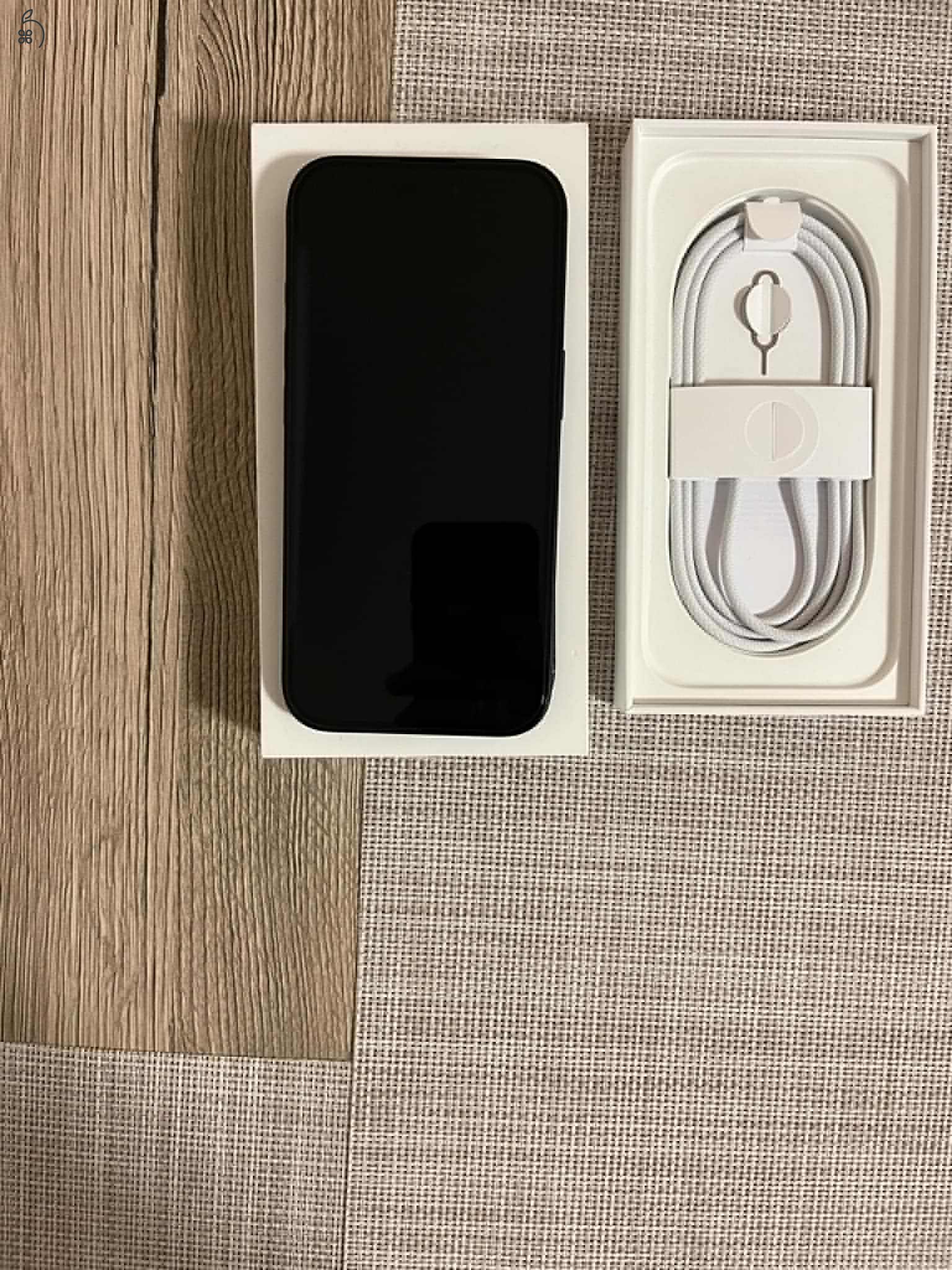 Eladó Iphone 16 128 GB