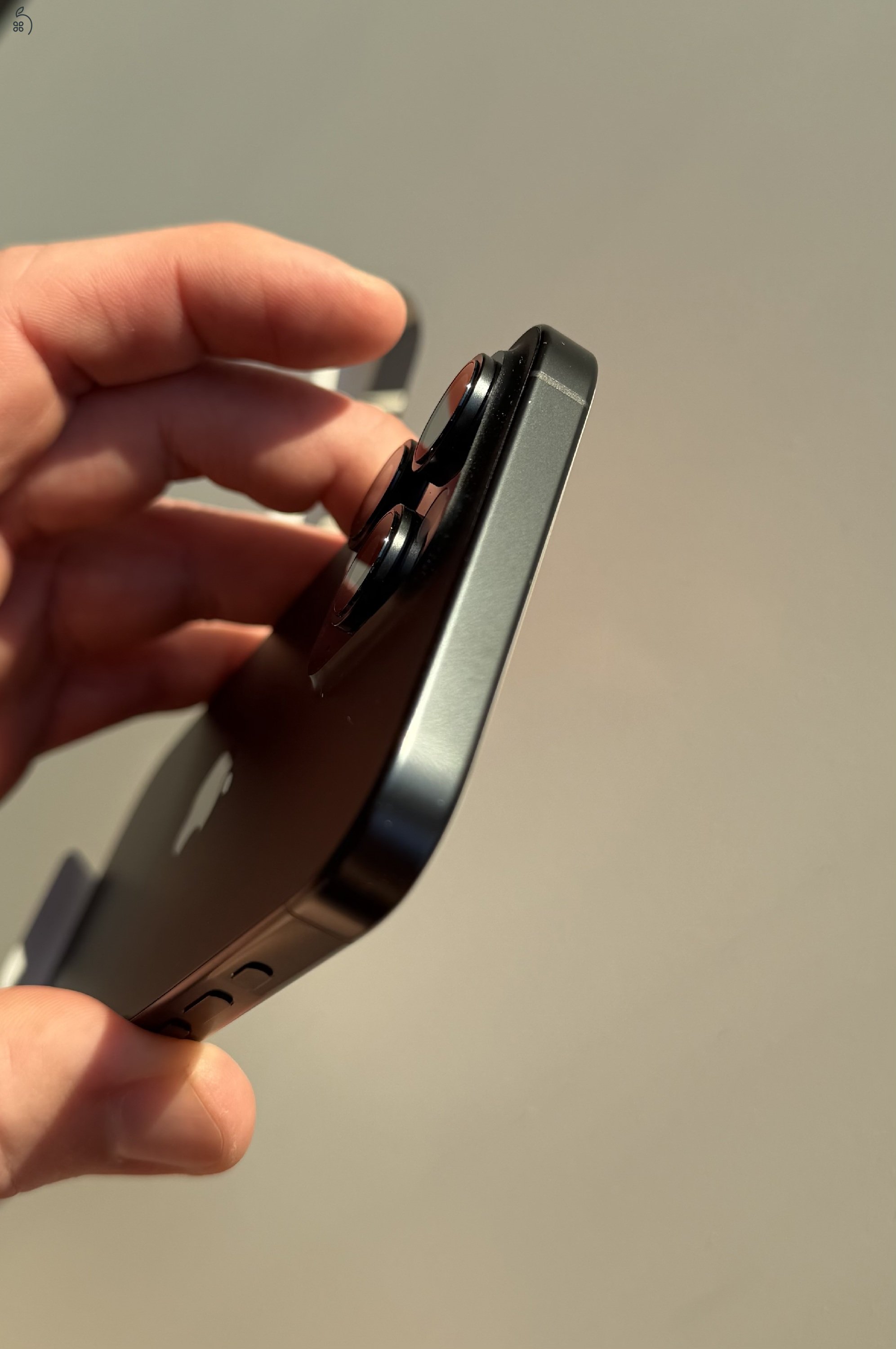 iPhone 16 Pro Max 512 GB – Black Titanium – ÚJ, aktiválatlan (AppleCare+ 2027-ig)