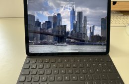 iPad Air 5 billentyűzettel