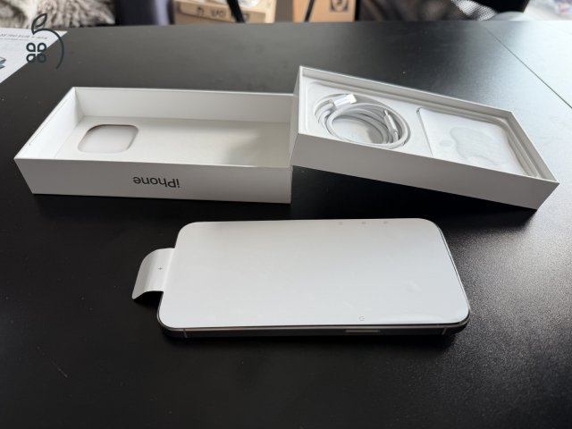 ÚJ garanciában cserélt 15 Pro Max 256gb