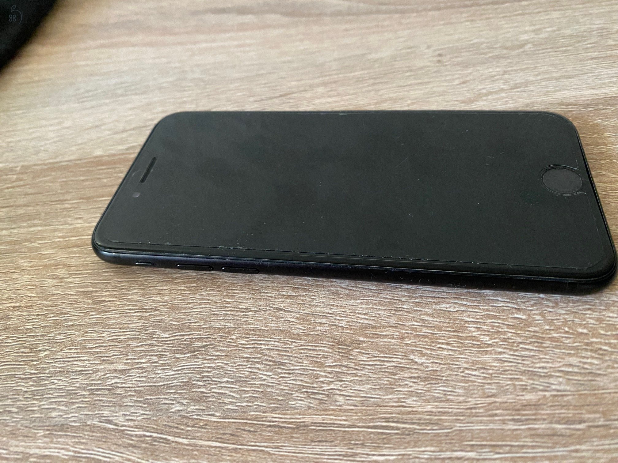 Iphone SE2 (2nd generation)  MHGP3GH/A