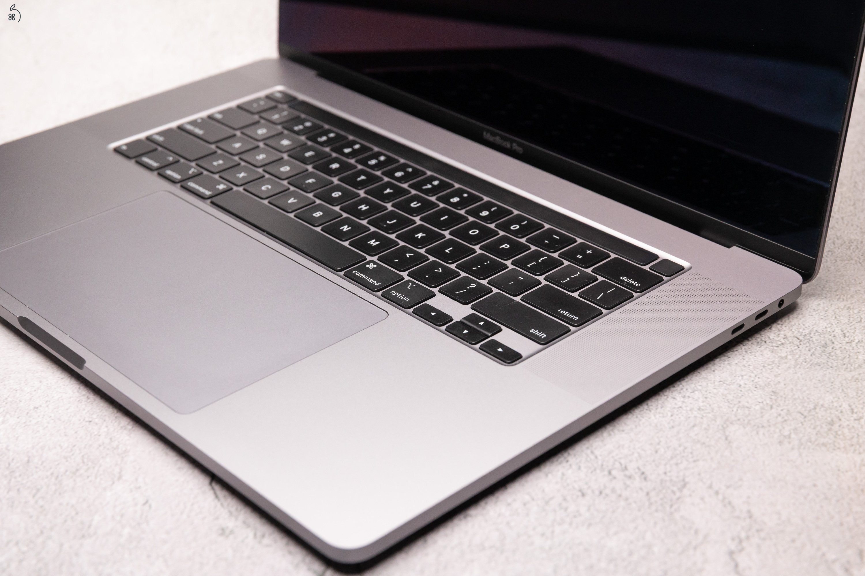 Apple MacBook Pro 16” (2019) – i9 / 64GB RAM / Radeon 5500M