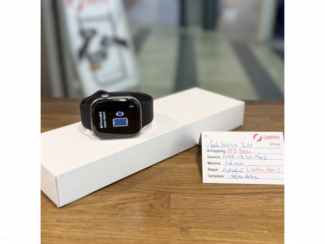 30. Apple Watch Series 11 - GPS - 46 mm - Space Gray - Akku 100%