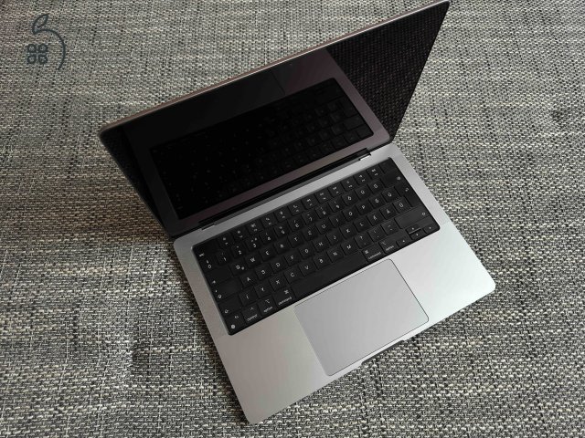 MacBook Pro 14