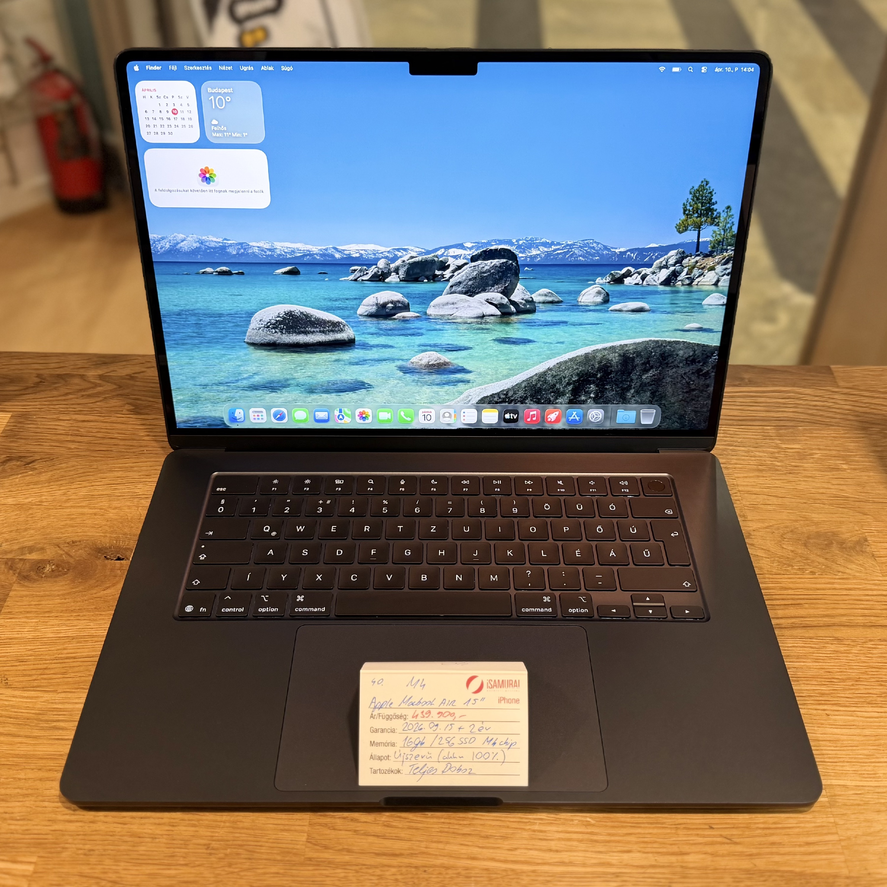 40. Apple MacBook Air 15