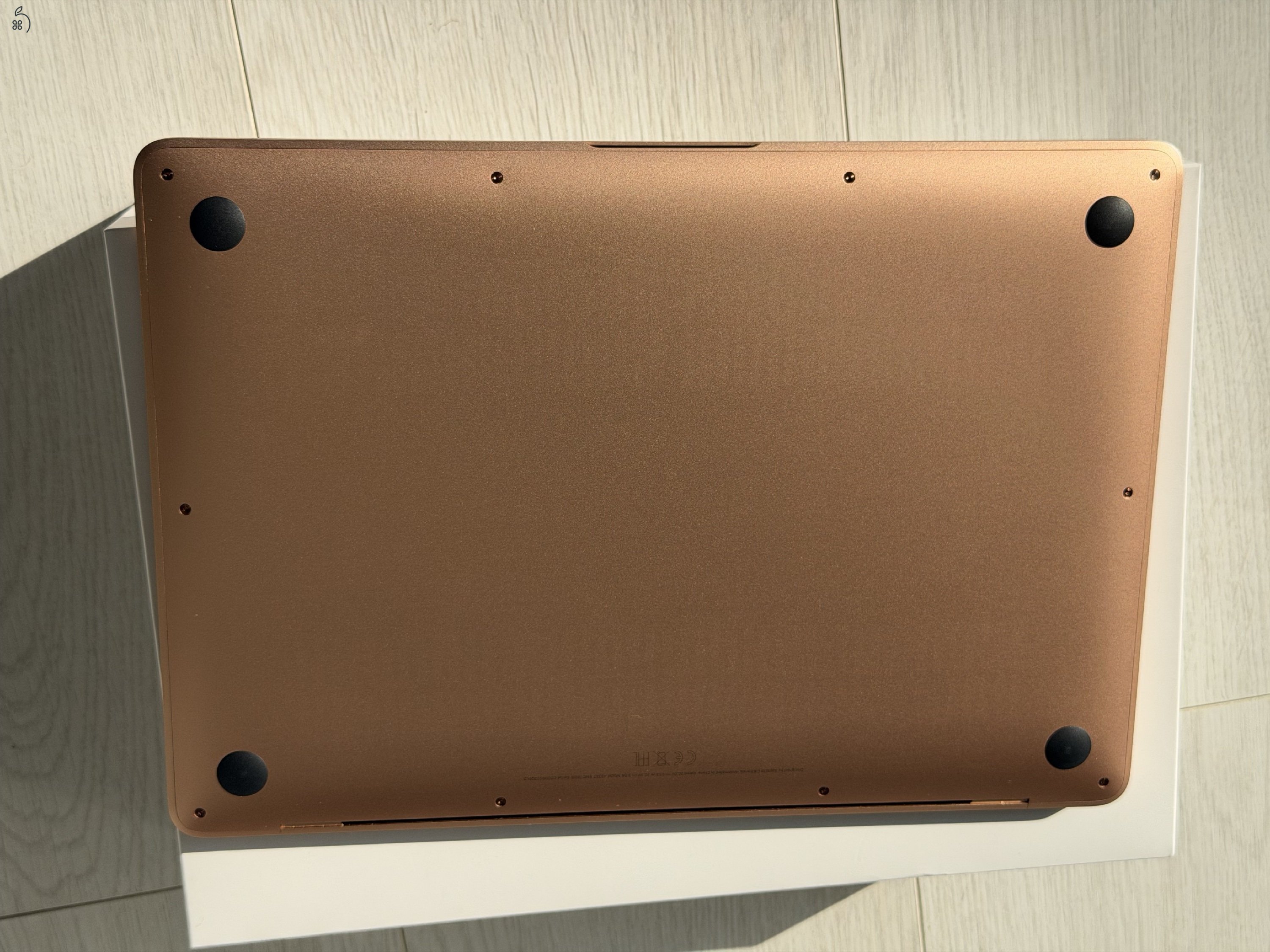 hibátlan, karcmentes MacBook Air M1, 2020, 512 GB SSD, 8 GB RAM, rose gold