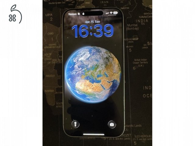 iPhone 17 Pro Max / 256GB / Silver / Gyári kártyafüggetlen / 100% akku / Garanciás 2026.decemberig