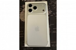 iPhone 17 Pro Max / 256GB / Silver / Gyári kártyafüggetlen / 100% akku / Garanciás 2026.decemberig