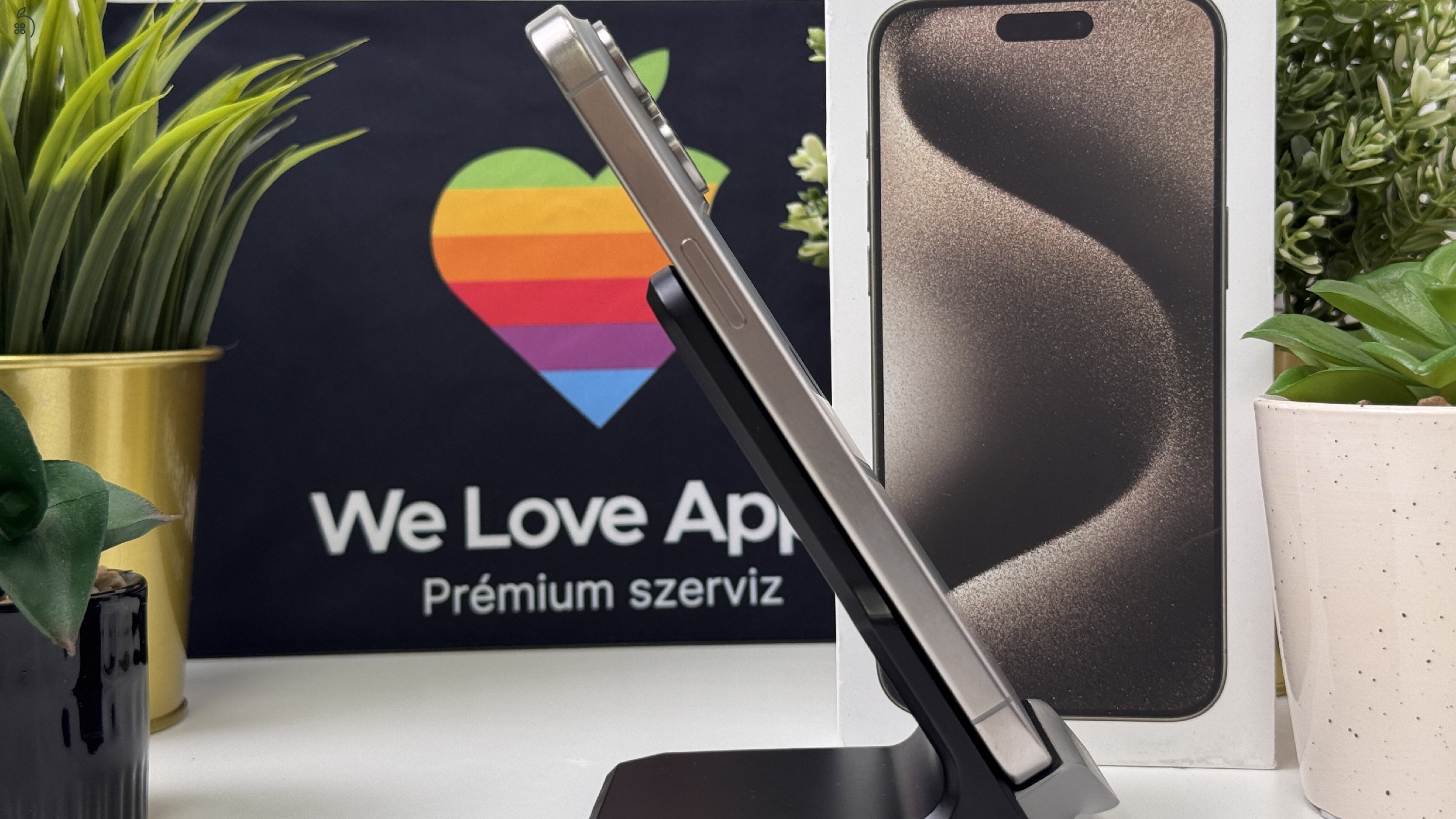 iPhone 15 Pro Max 256GB Natúr Titán, Független - 1ÉV Garancia, Számla