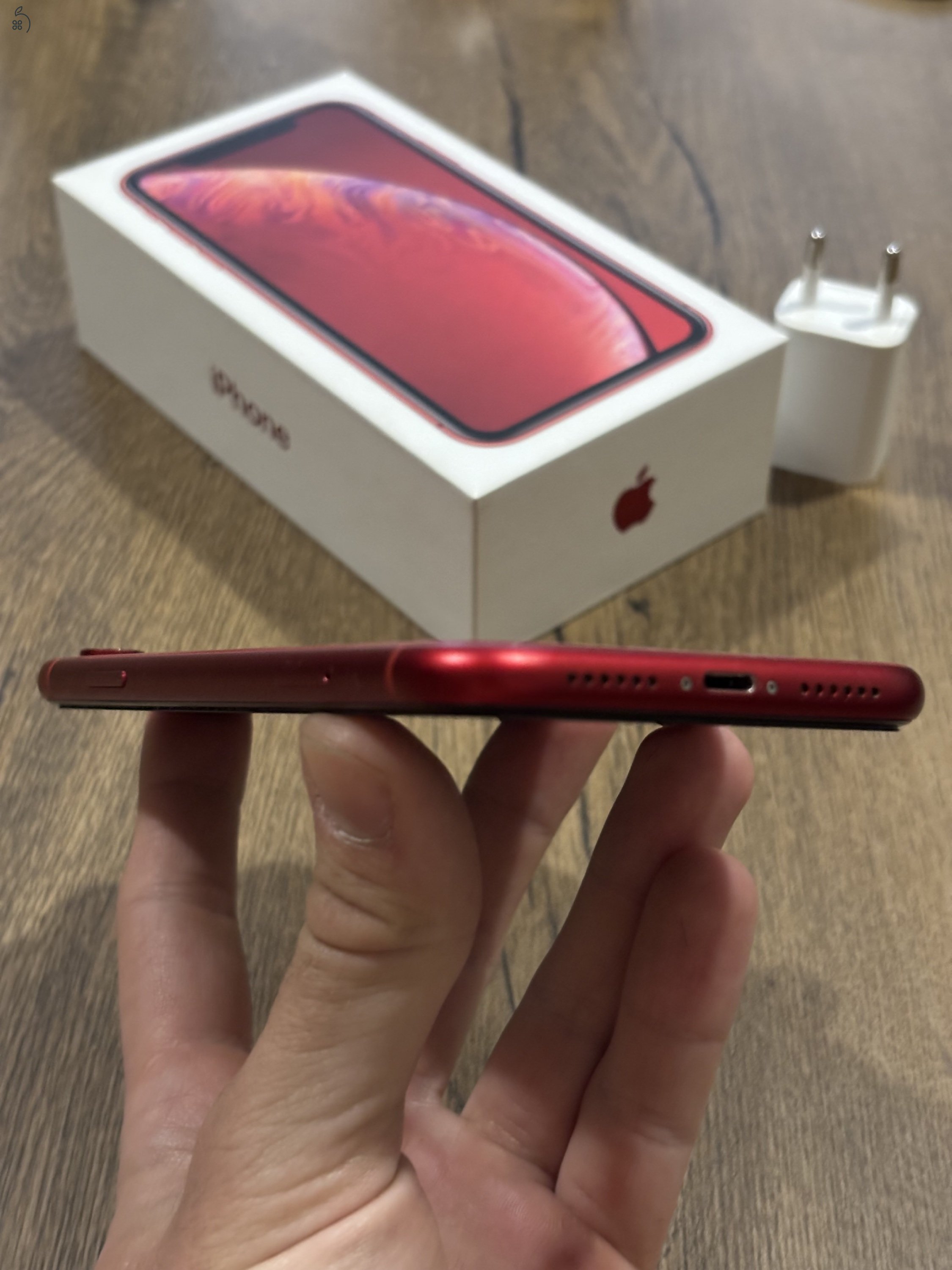 iPhone XR 64GB 100% akksi Független