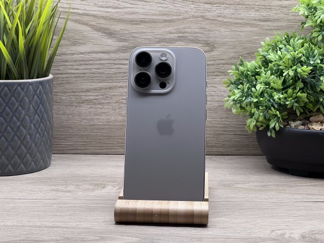 Hibátlan iPhone 16 Pro Natural Titanium 128GB 2 ÉV Garanciával 97%