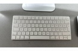 Apple iMac 21,5” 4K Retina, SSD, magyar billentyűzet + egér