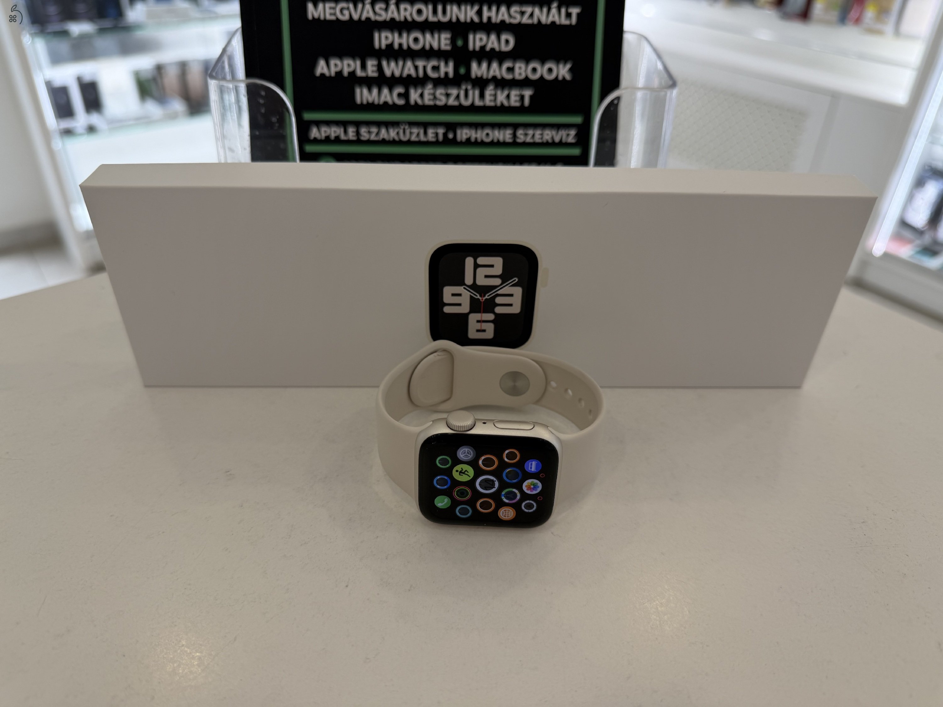 Apple Watch SE 2022 40mm/1 hónap gar./Akku 100%/p4837