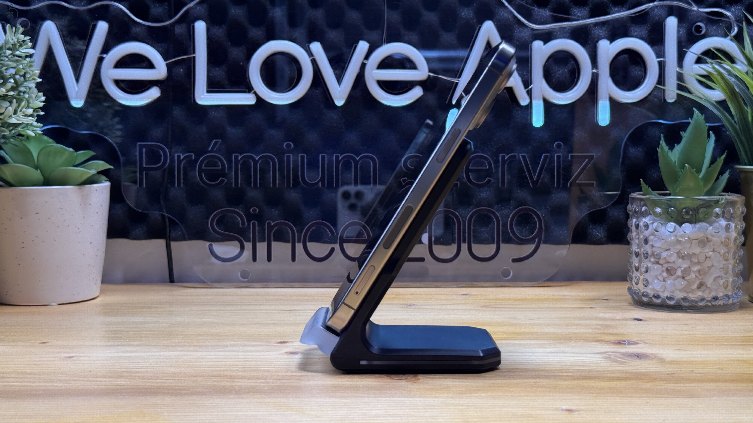 iPhone 15 Pro Max 256GB Natúr Titán, Független - 1ÉV Garancia, Számla