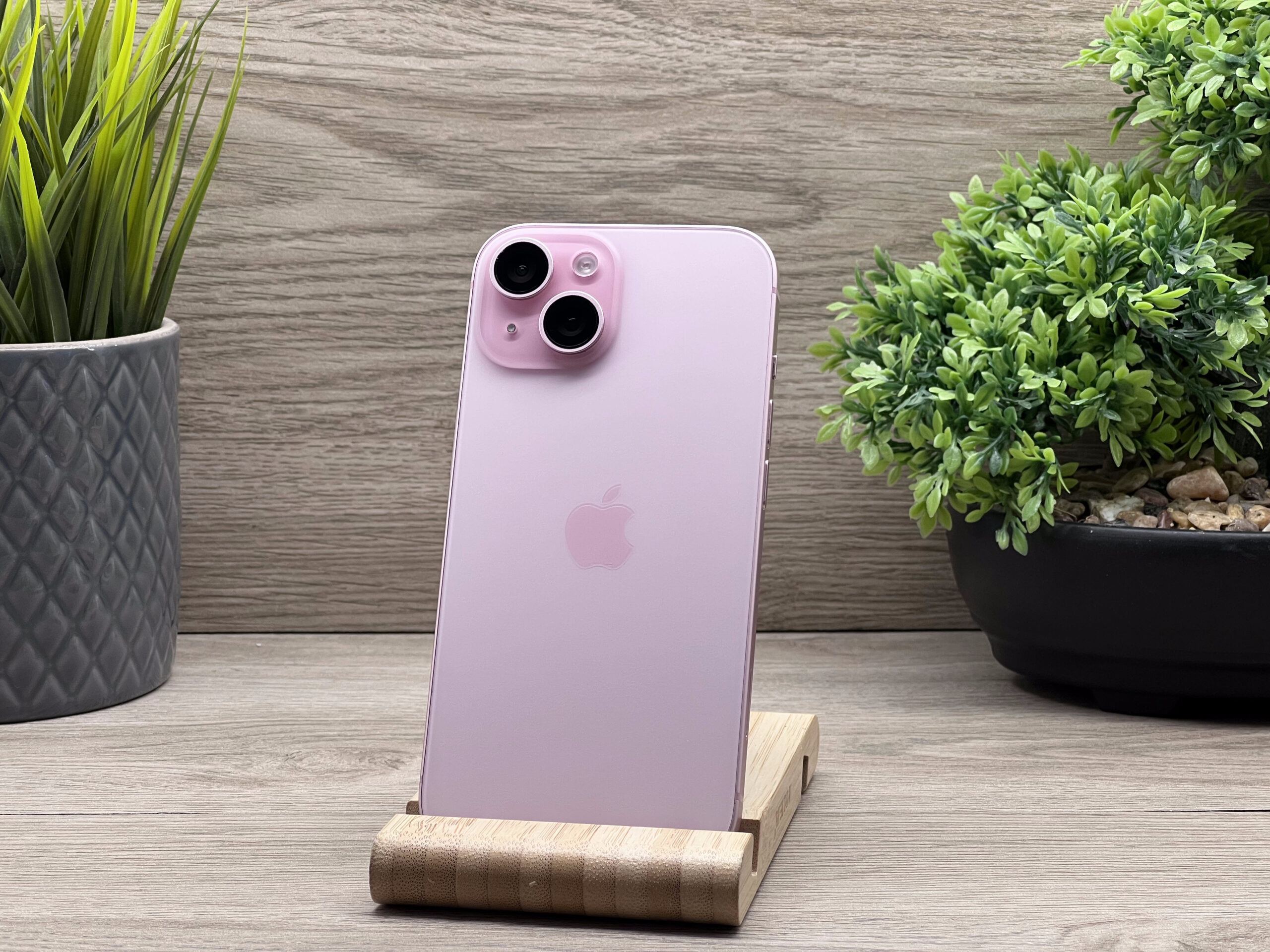 iPhone 15 Pink 128GB 2 ÉV Garanciával 90%