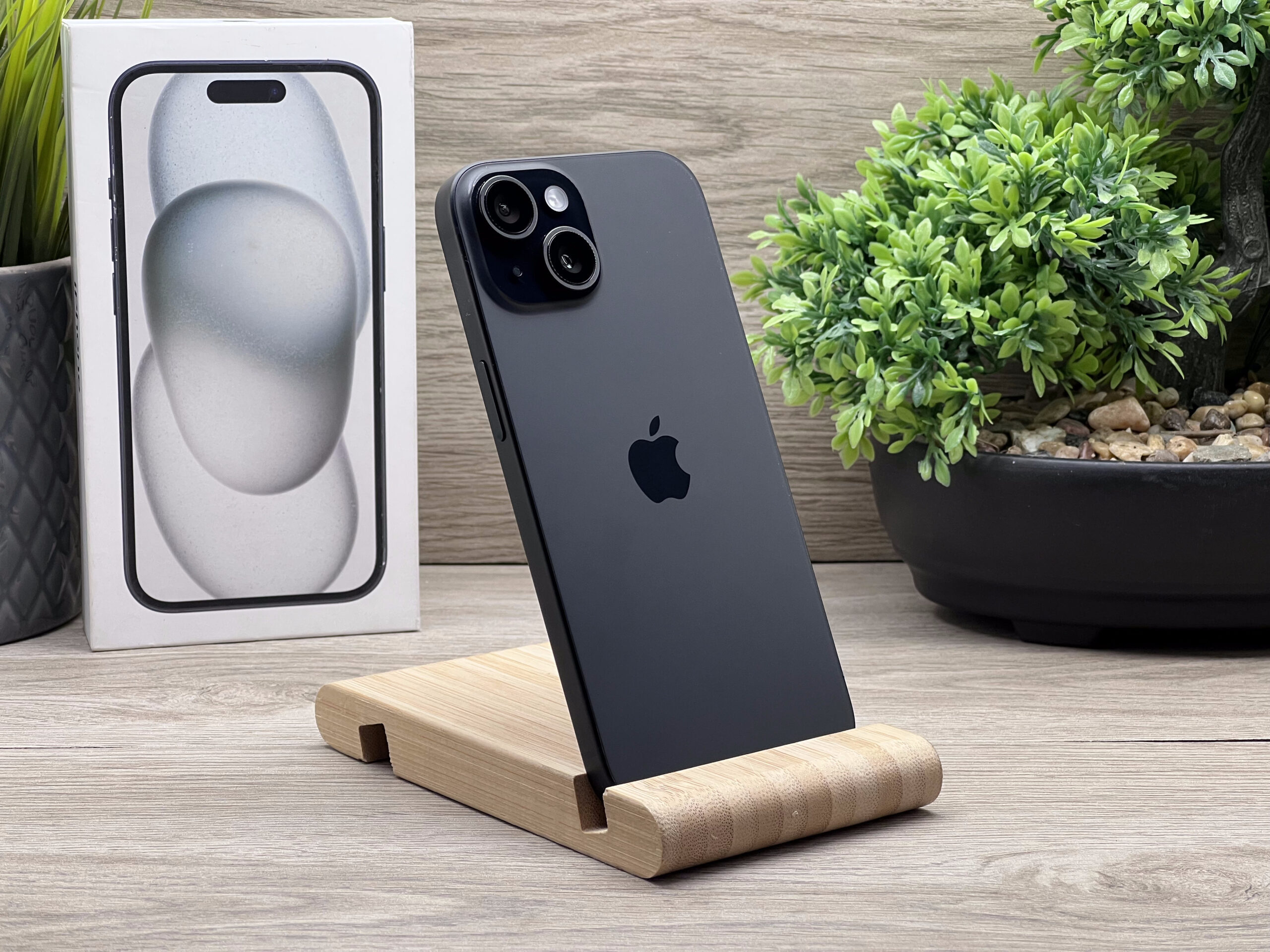 iPhone 15 Black 128GB 2 ÉV Garanciával 90%