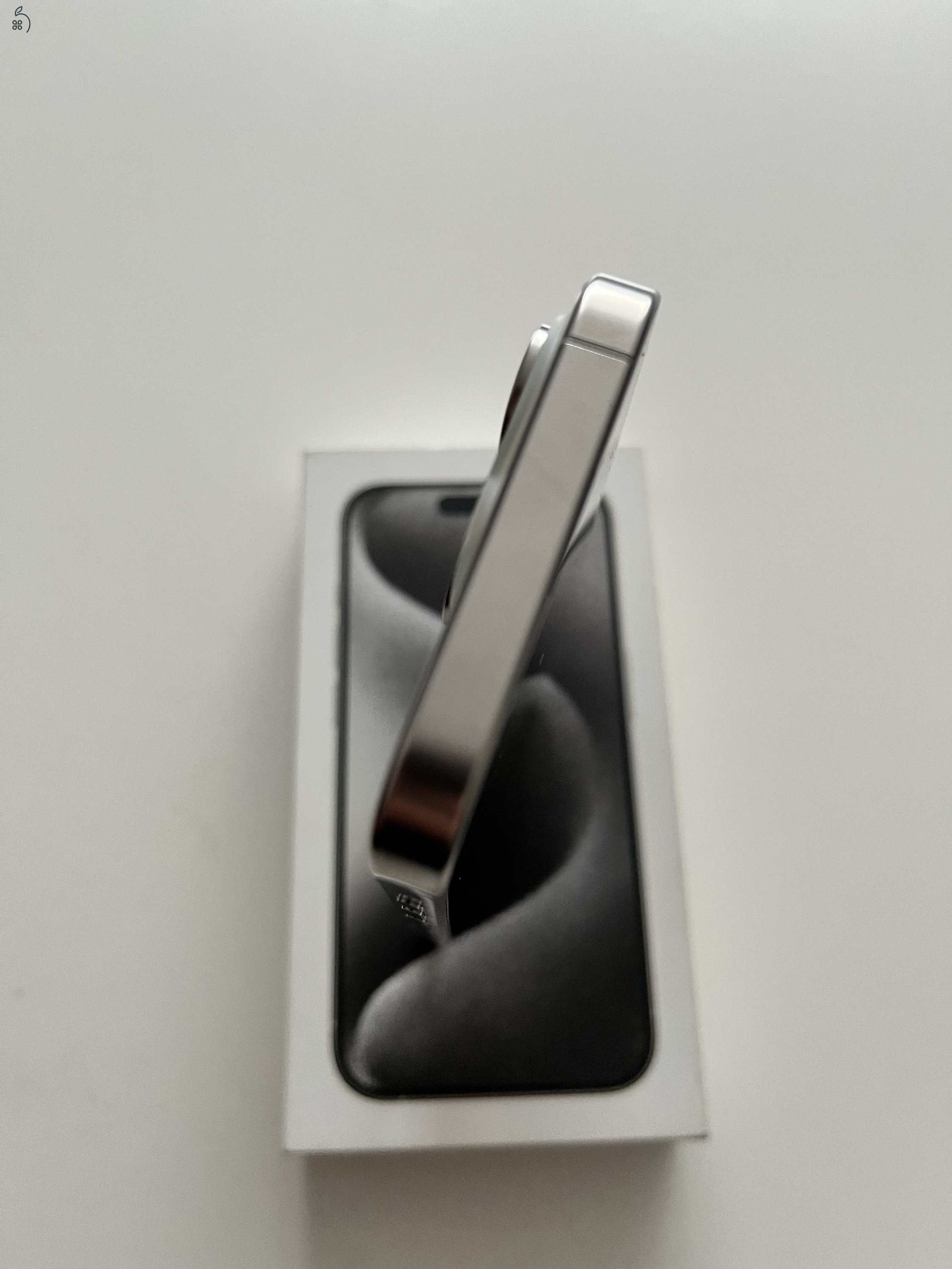 iPhone 15 Pro 128GB Új! Aktiválatlan! White Titanium