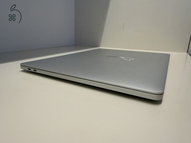 MacBook Pro 16” 2019 i7 / 16GB / 512GB