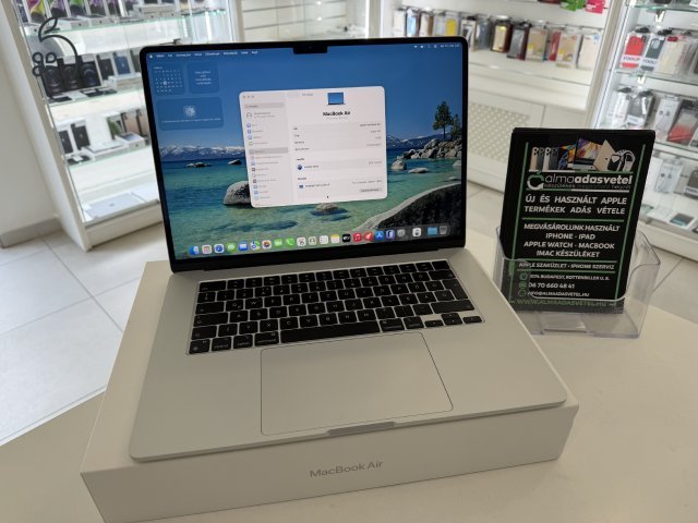 MacBook Air M3 15