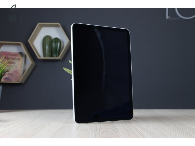 Használt Apple iPad Air 5 64GB Starlight Wifi B US-7967