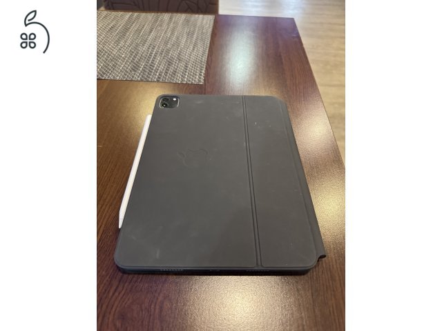 Eladó újszerű állapotban lévő 4.generációs Ipad Pro készülékem, kihasználatlanság miatt, kiegészítőkkel!