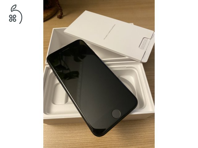 96% gyári akksi iPhone SE 2nd gen. 