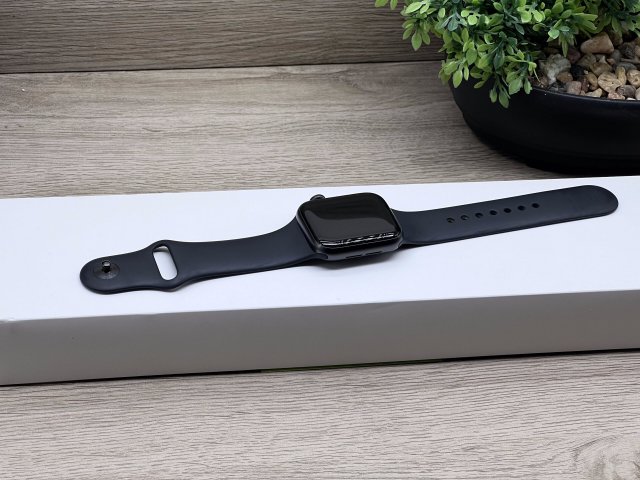 Hibátlan Apple Watch SE Space Gray 41mm 2 ÉV Garanciával