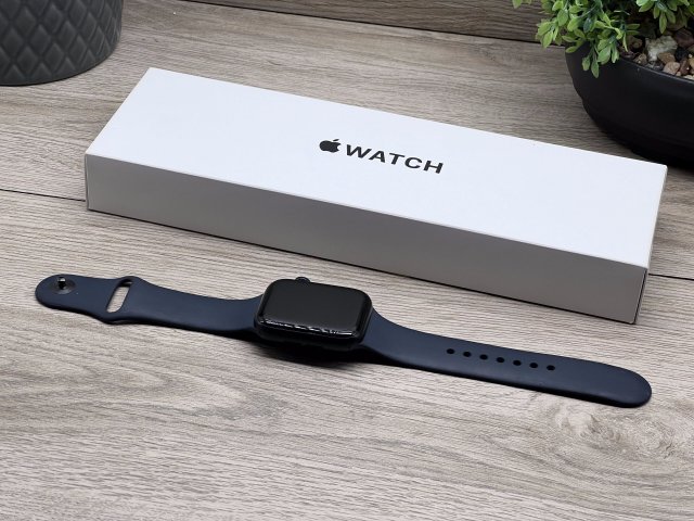 Hibátlan Apple Watch SE3 Midnight 44mm 2 ÉV Garanciával 100%