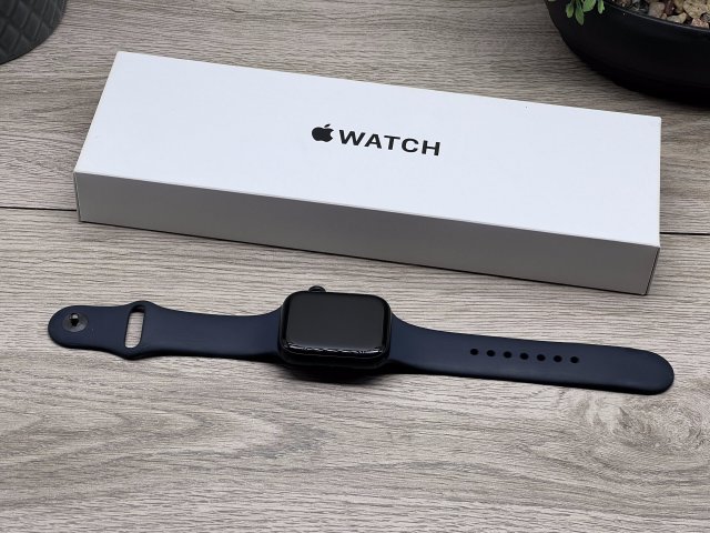 Hibátlan Apple Watch SE3 Midnight 44mm 2 ÉV Garanciával 100%