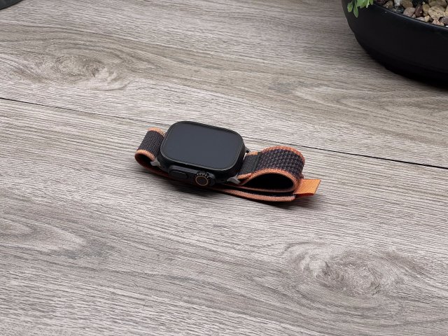 Hibátlan Apple Watch Ultra 2 Black Titanium 49mm 2 ÉV Garanciával 100%