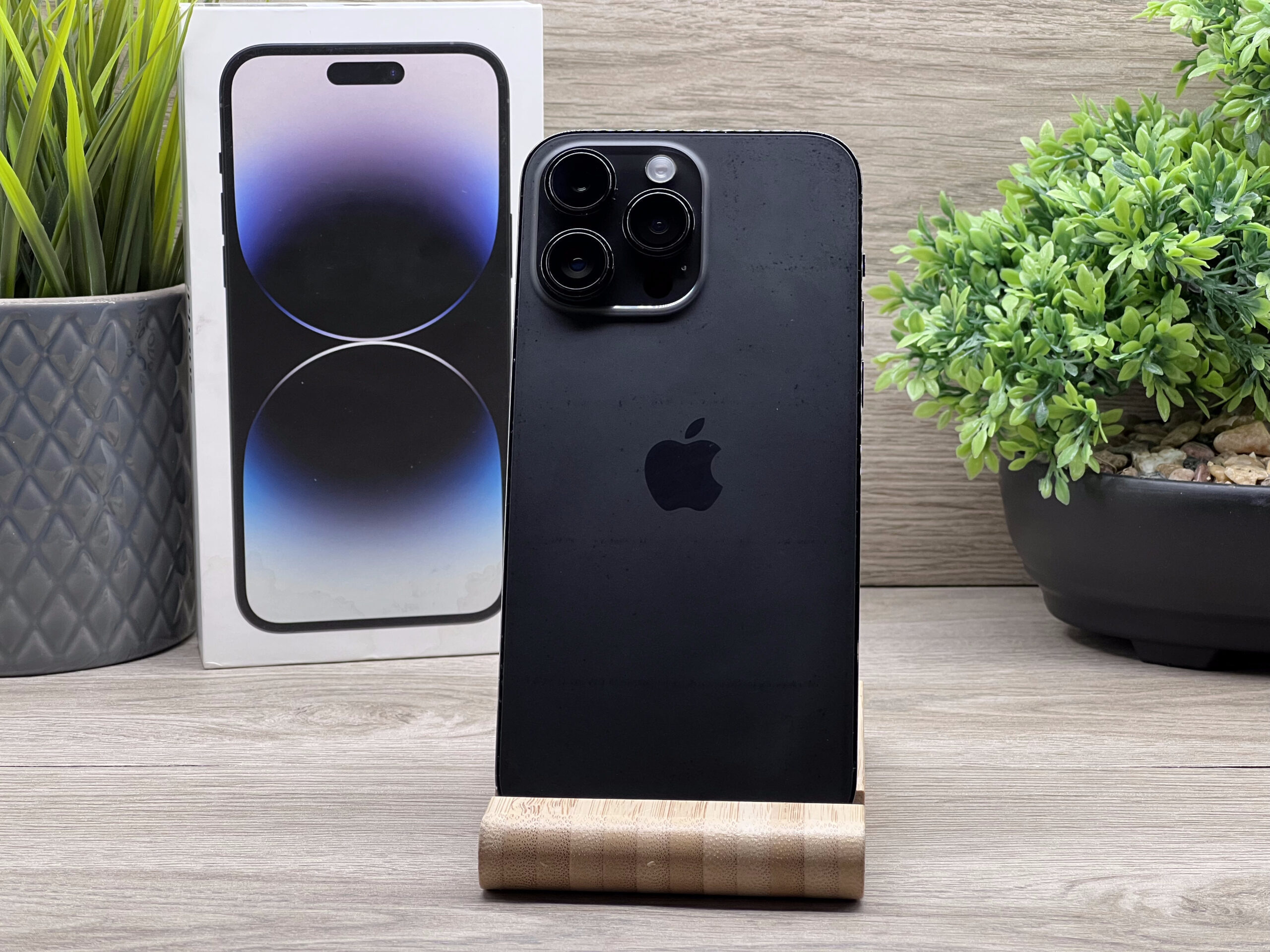 Hibátlan iPhone 14 Pro Max Space Black 128GB 2 ÉV Garanciával 91%