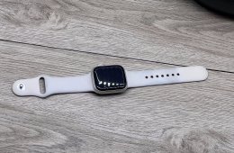 Apple Watch S8 Starlight 41mm 2 ÉV Garanciával