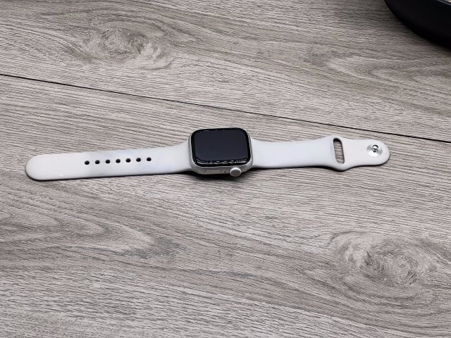 Apple Watch S8 Starlight 41mm 2 ÉV Garanciával