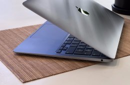 Hibátlan MacBook Air 2020 M1 13” 256GB 2 ÉV Garanciával