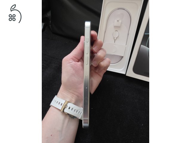Iphone 16 Pro fehér 64GB