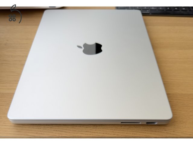 Apple MacBook Pro 14