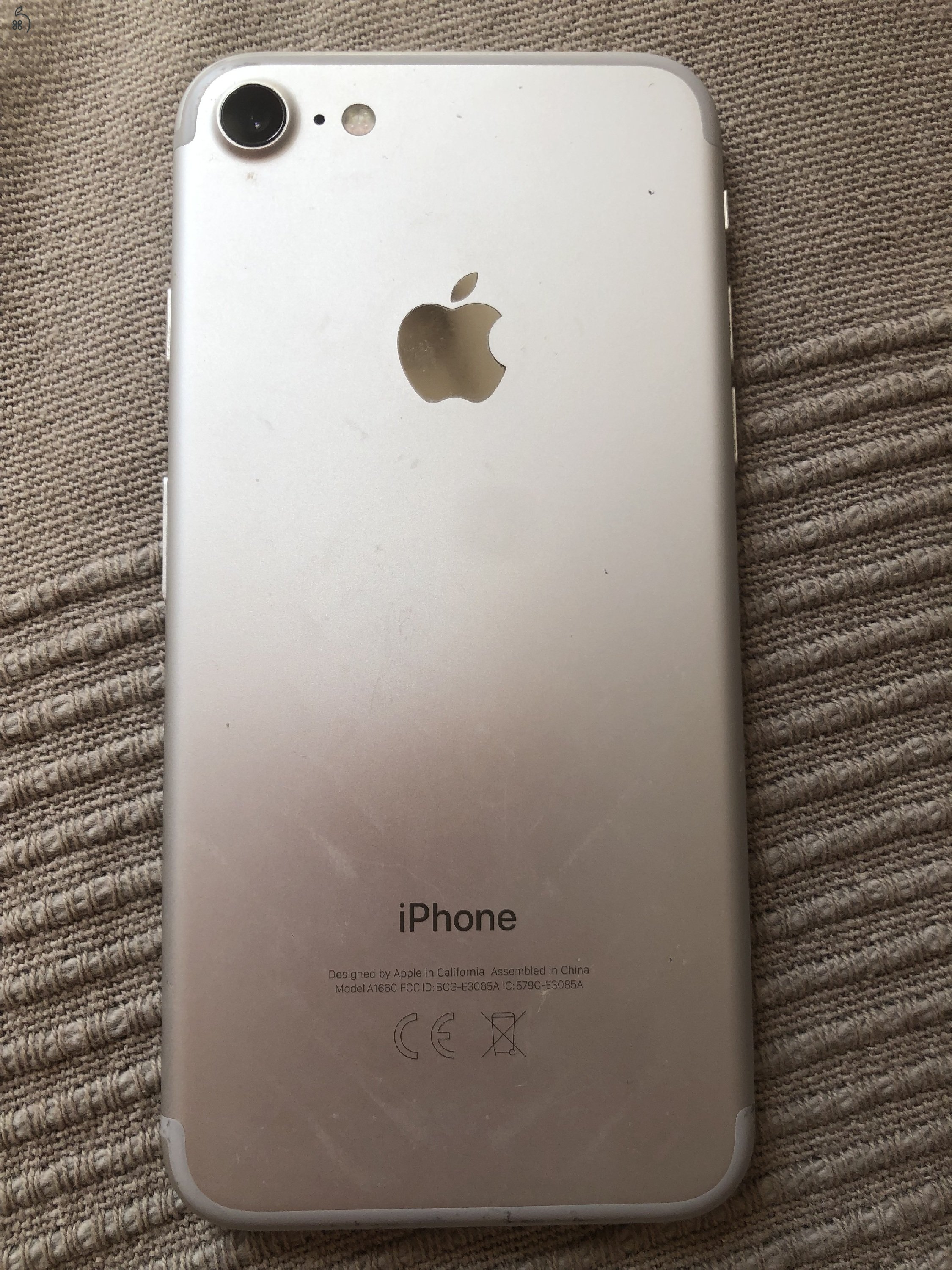 Jó állapotú Iphone 7 eladó 
