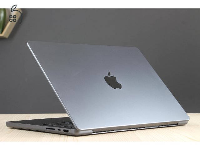 MacBook Pro 14