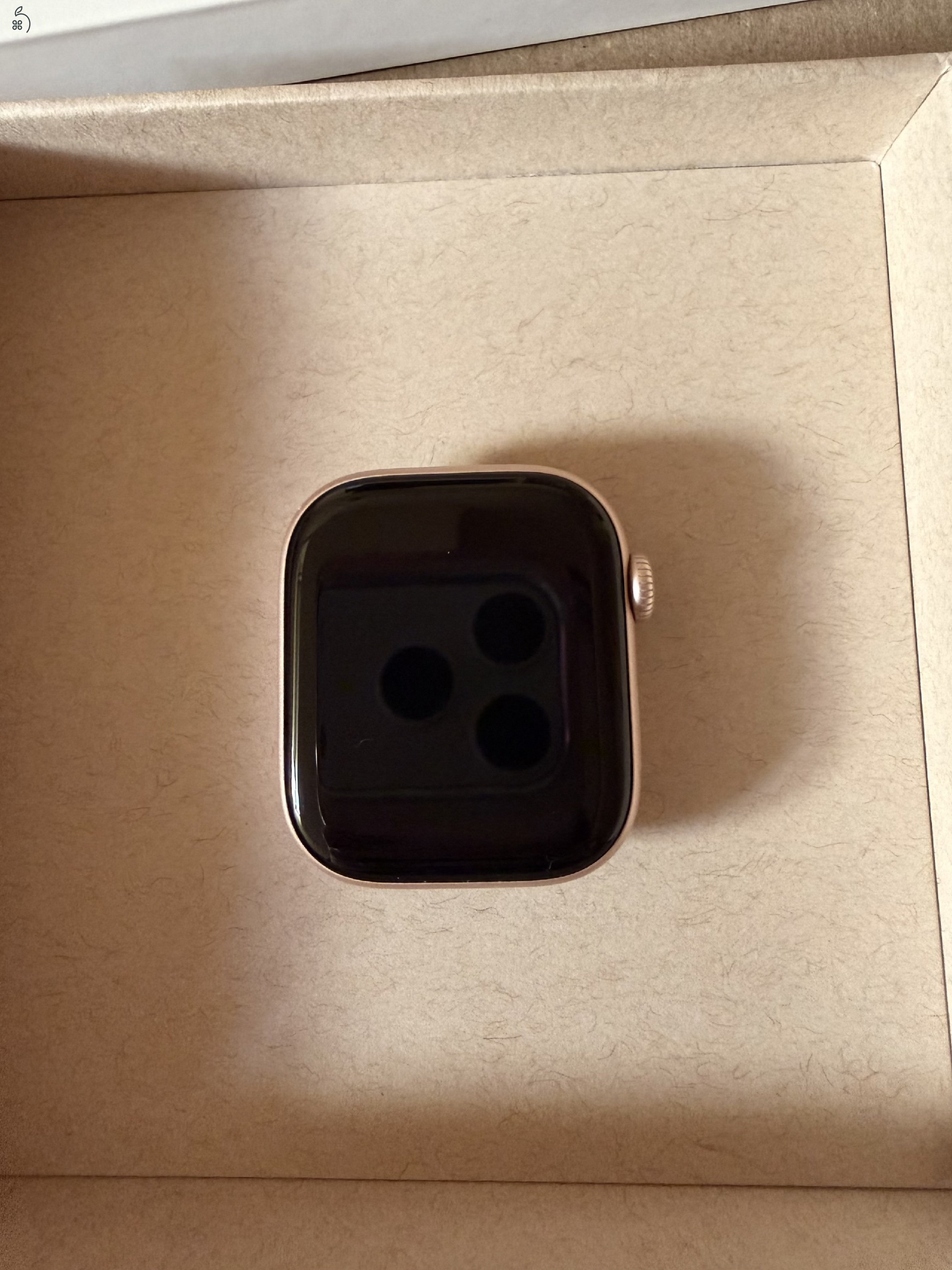 Vadonatúj Apple Watch Series 10 42mm