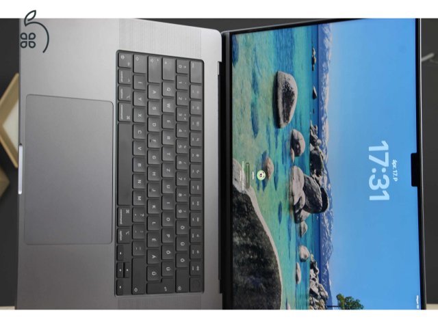 MacBook Pro 16